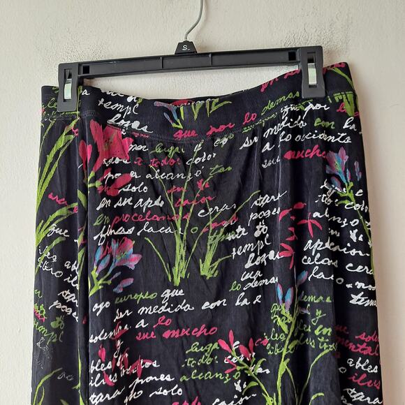 Chico's Travelers 2 Piece Set Graphic Print Top & Midi Skirt Womens Size 2 & 3 - Picture 9 of 16